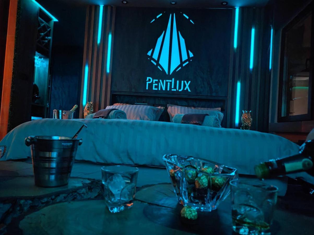 Pentlux - Spa Penthouse In The Heart Of Skopje Exterior photo